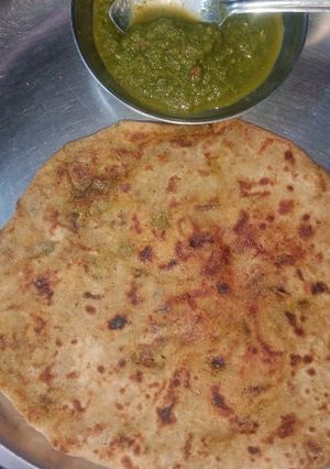 पराठा(paratha recipe in hindi) रेसिपी मुख्य फोटो