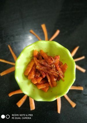 A picture of Carrot Pickle.