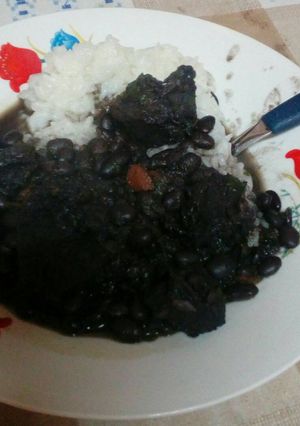 Una foto de Poroto con arroz