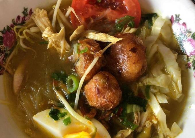 Soto ayam kampung komplit