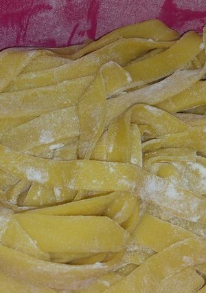 Una foto de Fideos de huevo fáciles, rápidos y riquísimos.