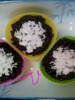 Foto resep Urap Ketan Hitam (ketan hitam tabur kelapa parut)