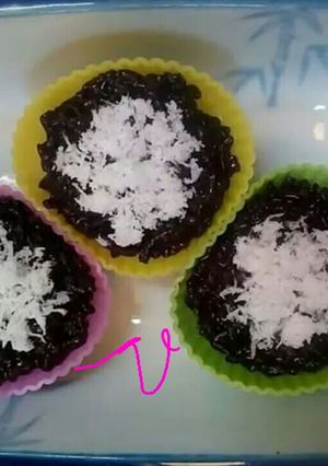 Foto resep Urap Ketan Hitam (ketan hitam tabur kelapa parut)