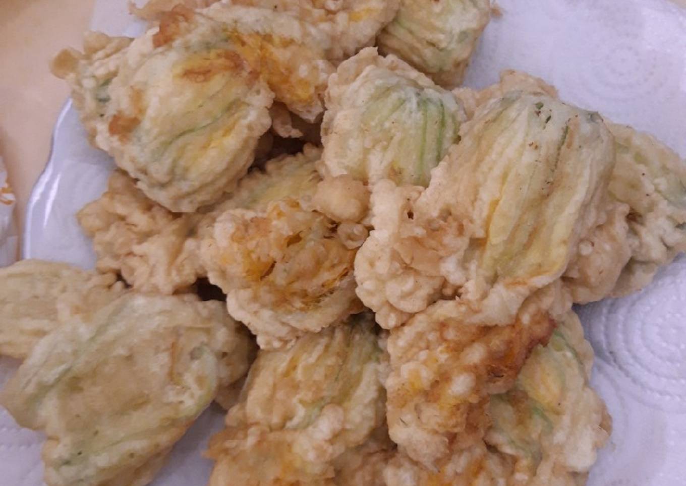 Courgette Flowers by Ledia/ Fiori di Zucca da Ledia