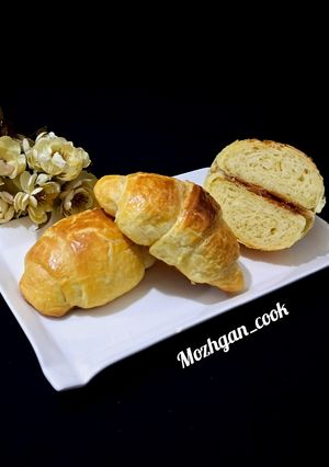 عکسی از دستور کورنتو با مخمر مادر (کروسان)
