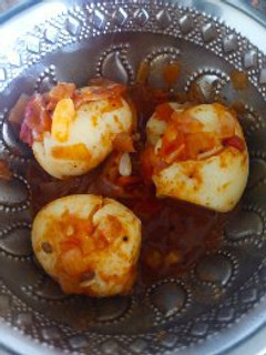 மசாலா முட்டை(masala egg recipe in tamil) செய்முறை முக்கிய புகைப்படம்