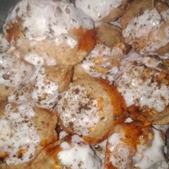 A picture of Stuffed Golgappa.