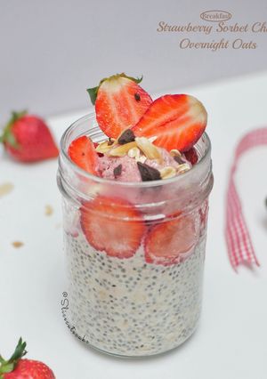 Foto resep Strawberry Sorbet Chia Overnight Oats