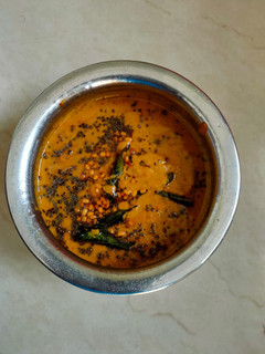 தக்காளி வெங்காயம் மல்லி தலை சட்னி செய்முறை முக்கிய புகைப்படம்