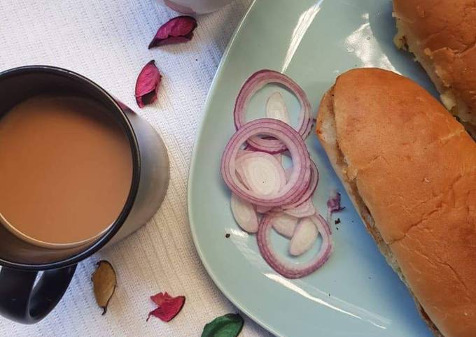 Recipe of Eric Ripert Bunkabab with elaichi tea