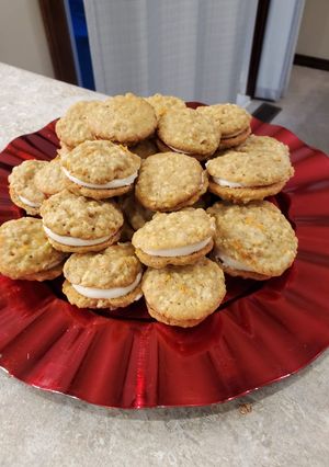 A picture of Carrot Cake Sandwich Cookies.