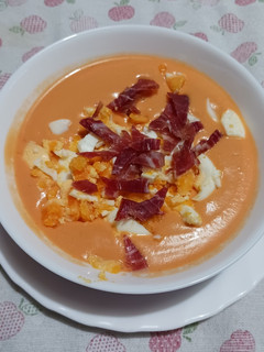 Una foto de Salmorejo