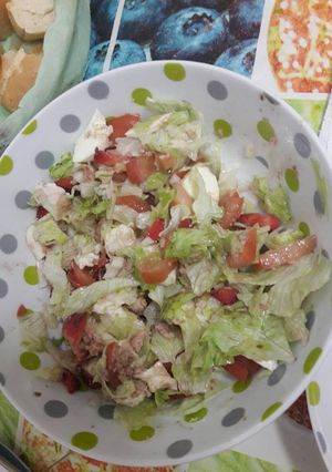 Una foto de Ensalada con fresas y vinagre de módena