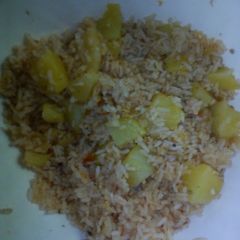 A picture of Rice and Irish potatoes.