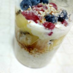 A picture of Overnight oats.