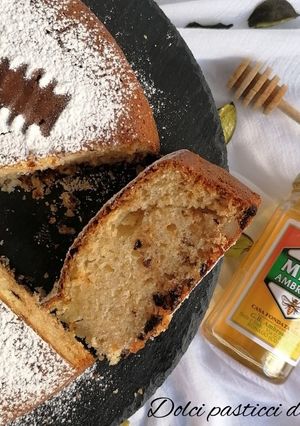 Foto di Torta al miele e frutta secca senza glutine