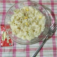 A picture of Macaroni pasta with homemade creamy Mayonnaise.