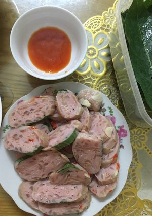 Hình của món Nem chua nhà làm.