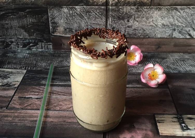 Oat Banana Smoothies