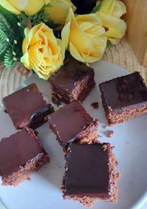 Kakaós kocka, csokimázzal recept fotója