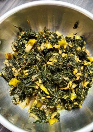 शेपूची भाजी (Shepuchi Bhaji Recipe In Marathi) रेसिपी चे मुख्य फोटो 
