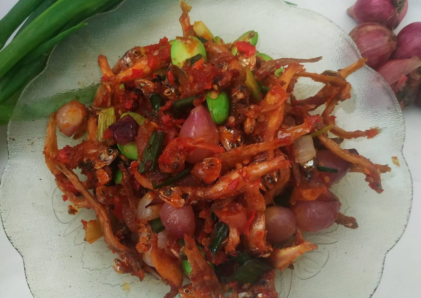 Sambal teri bawang seuhah