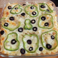 A picture of Capsicum🫑& Chicken Cheesy Lasagna 🧀🧀.