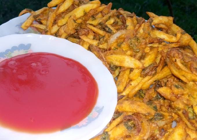 Aloo piyaz pakora