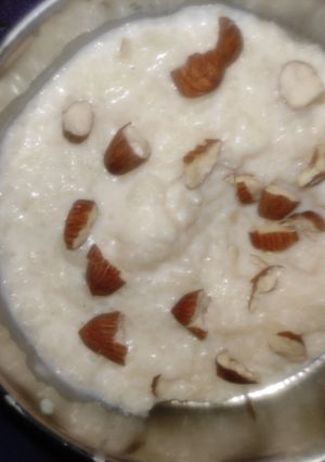 चावल की खीर (chawal ki kheer recipe in Hindi) रेसिपी मुख्य फोटो