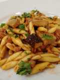 Trofie Fresche con Salsiccia e Funghi Porcini