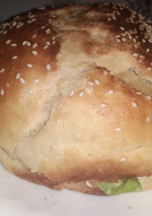 Une photo de Pain hamburger Gumus Dino🍞