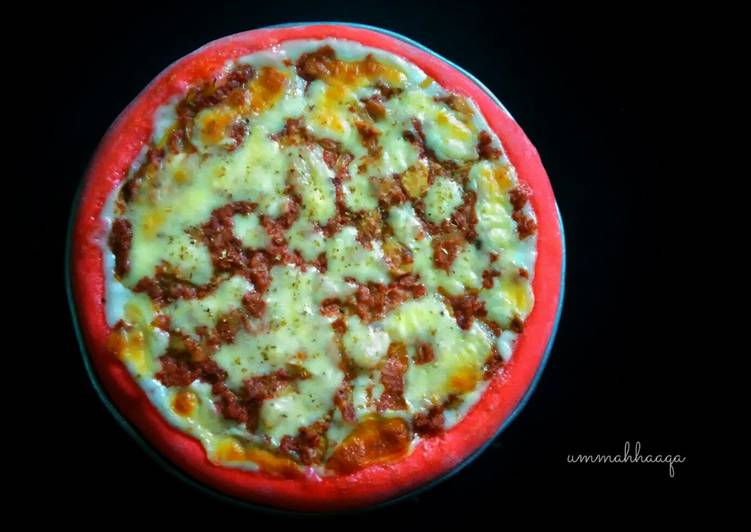 Pizza Merah Putih