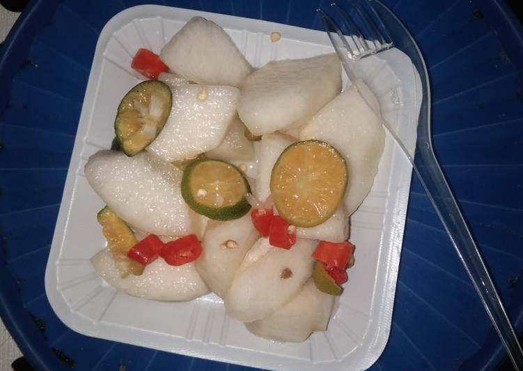 Langkah Mudah untuk Menyiapkan Asinan Pir, Bisa Manjain Lidah