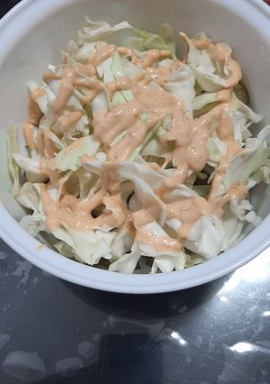 عکسی از دستور سالاد کلم برای فلافل