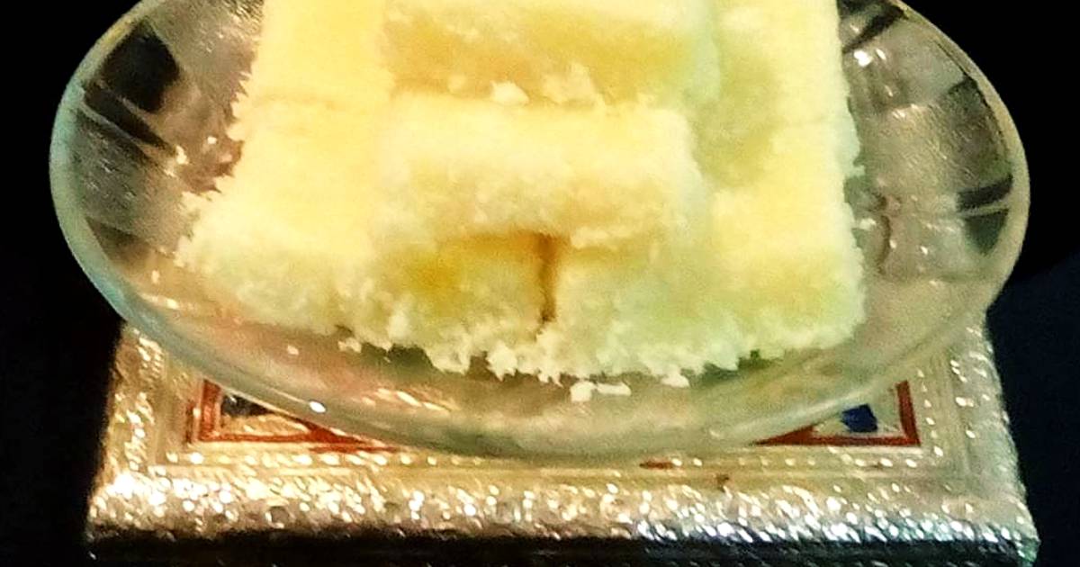 Dry Coconut Burfi Recipe by Poonam Gupta Cookpad