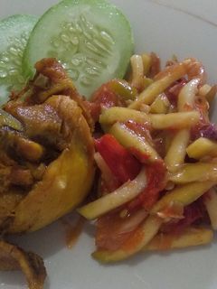 Foto resep Ayam goreng sambal mangga muda