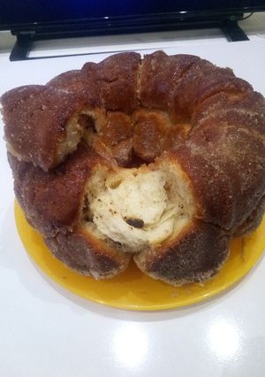 Una foto de Monkey bread con virutas de chocolate