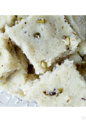A picture of Suji -sprouts dhokla.