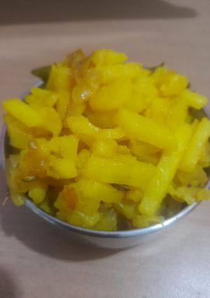 আলু চচ্চড়ি(Aloo chorchori recipe in Bengali) রেসিপির প্রধান ছবি