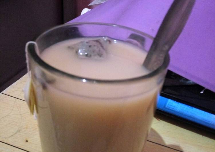Bagaimana Membuat Teh susu rempah, Enak