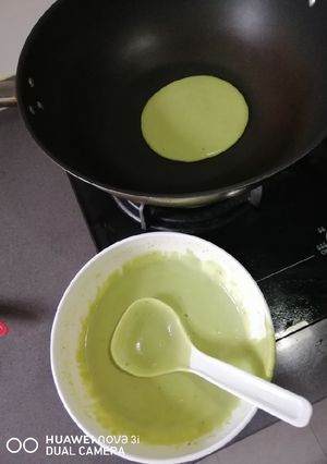 A picture of Tea Flavored Pancake.