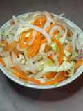 Ensalada de nabo, zanahoria y repollo... en mandolina