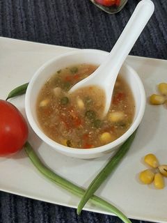 स्वीट कॉर्न सूप (sweet corn soup recipe in marathi) रेसिपी चे मुख्य फोटो 