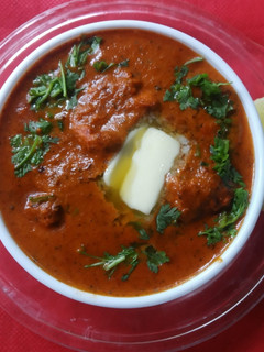 बटर चिकन (butter chicken recipe in marathi) रेसिपी चे मुख्य फोटो