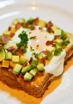 รูปของ Egg Avocado Cheese Sandwich