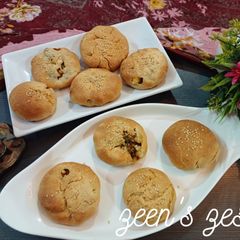 A picture of Anda Buns.
