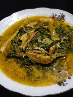 Foto resep Gulai Pakis Kecombrang