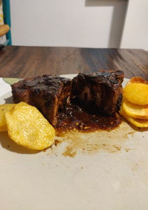 Una foto de Carne a la cacerola