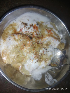 दही बडा (Dahi Vada recipe in Hindi) रेसिपी मुख्य फोटो