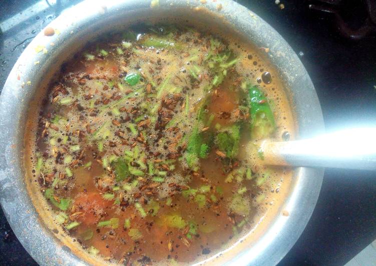 Steps to Make Speedy Kalyana Saathumadhu / Wedding style Rasam